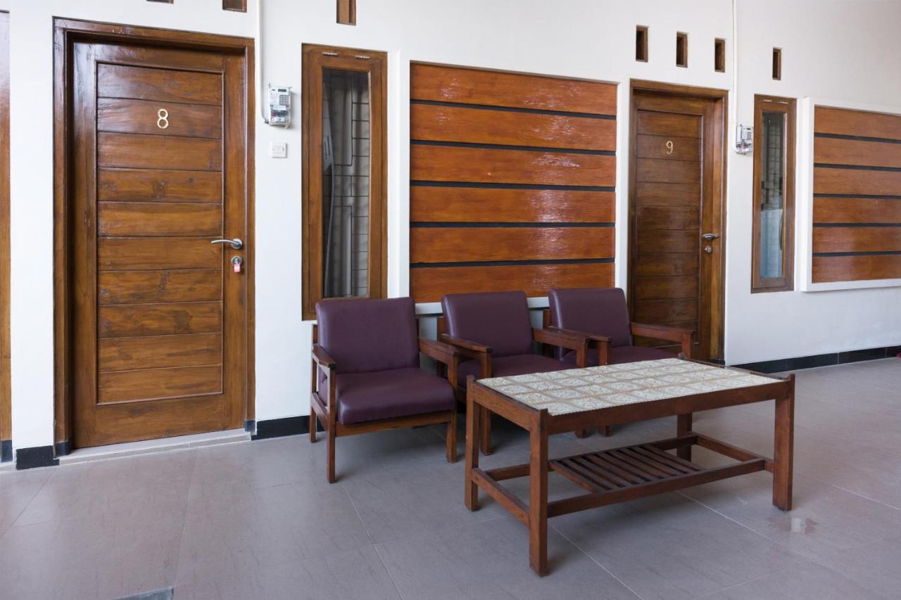 Al Abror Homestay Mandala Krida Mitra Reddoorz Джокьякарта Экстерьер фото